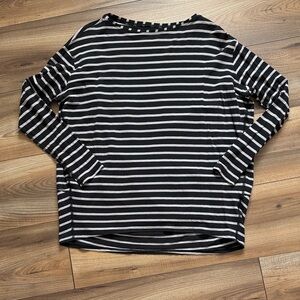 Lululemon Women’s Black & White Stripe Long-Sleeve Tee
